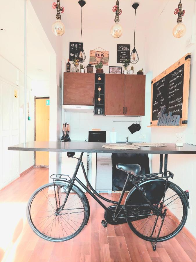 Trastevere In Bike - Con Wi-Fi E Ac Рим Экстерьер фото